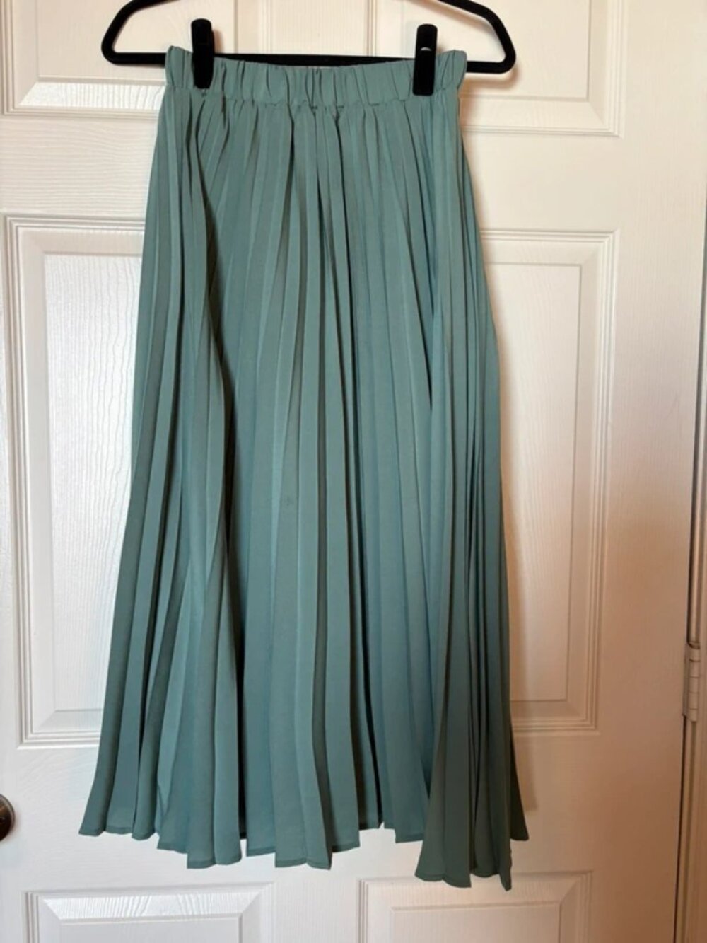 Teal Pleated Skirt